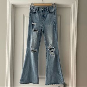 American Eagle Super High Rise Flare jeans